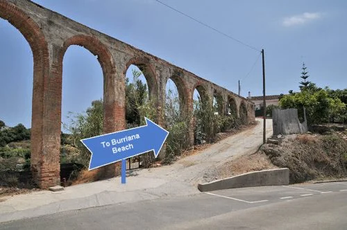 Aqueduct path