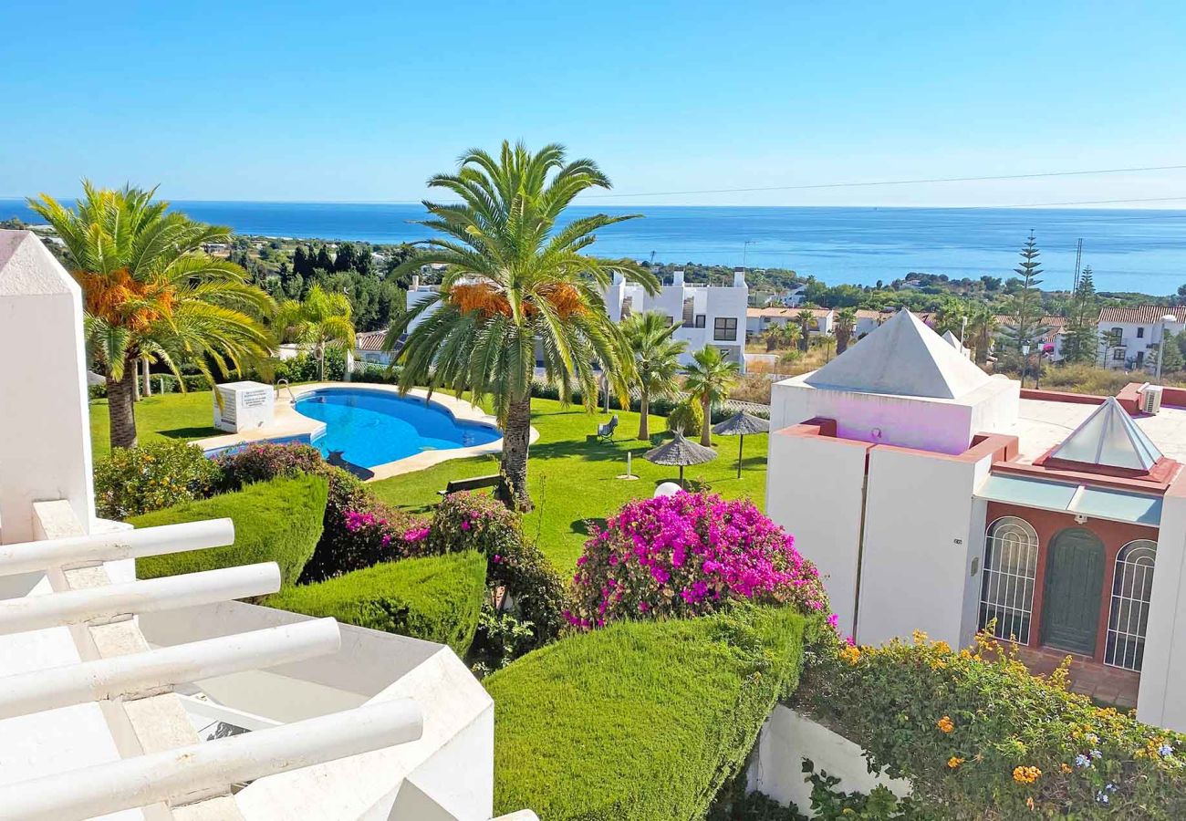 Terraced House in Nerja - Town House Alhambra 9 in Nerja