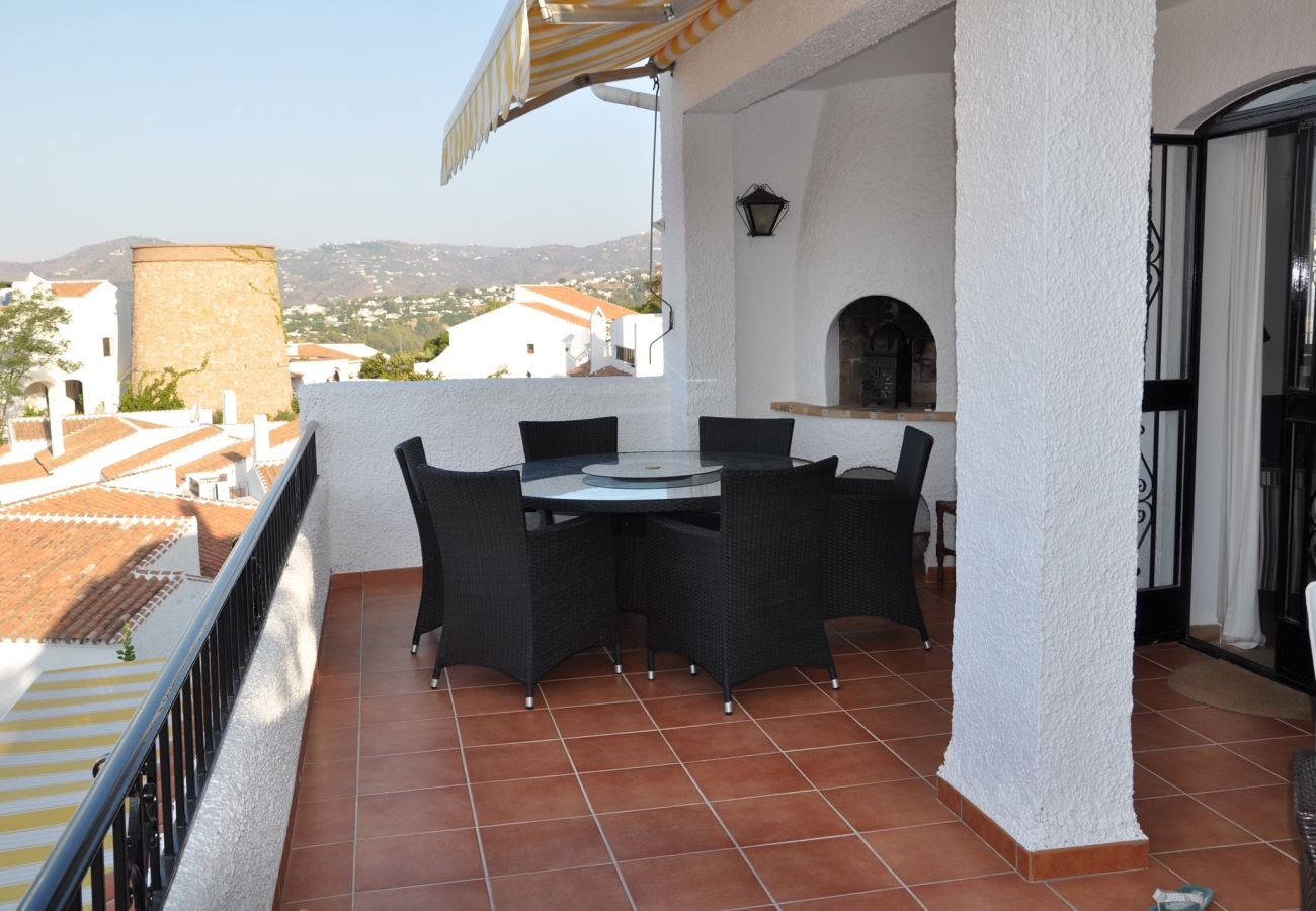 Apartment in Nerja - Hibiscos 50A