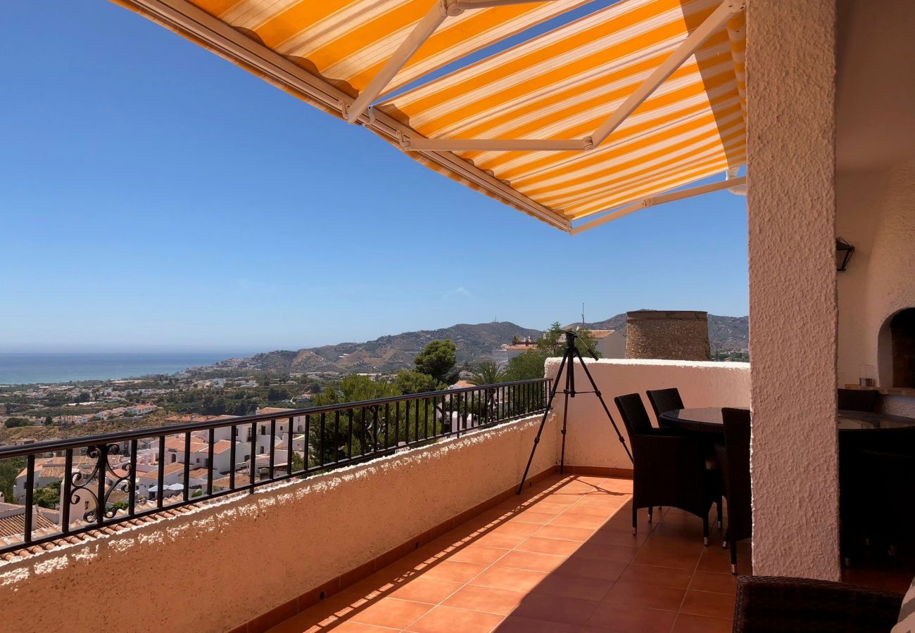 Apartment in Nerja - Hibiscos 50A