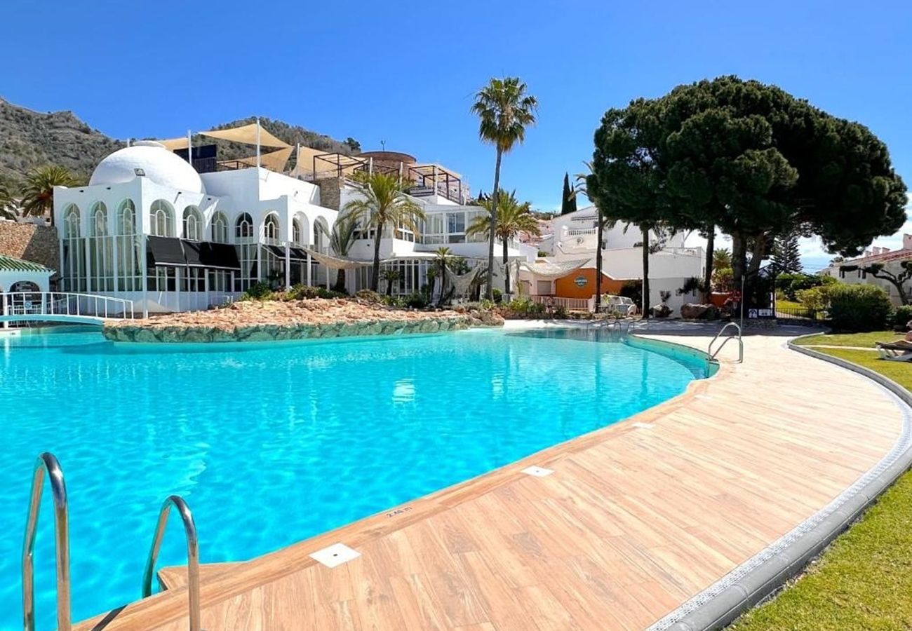 Apartment in Nerja - Hibiscos 50A
