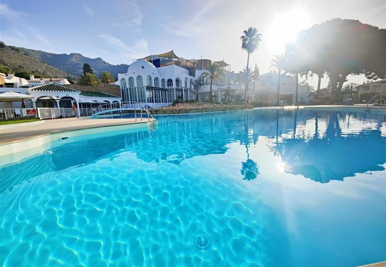 Apartment in Nerja - Hibiscos 50A