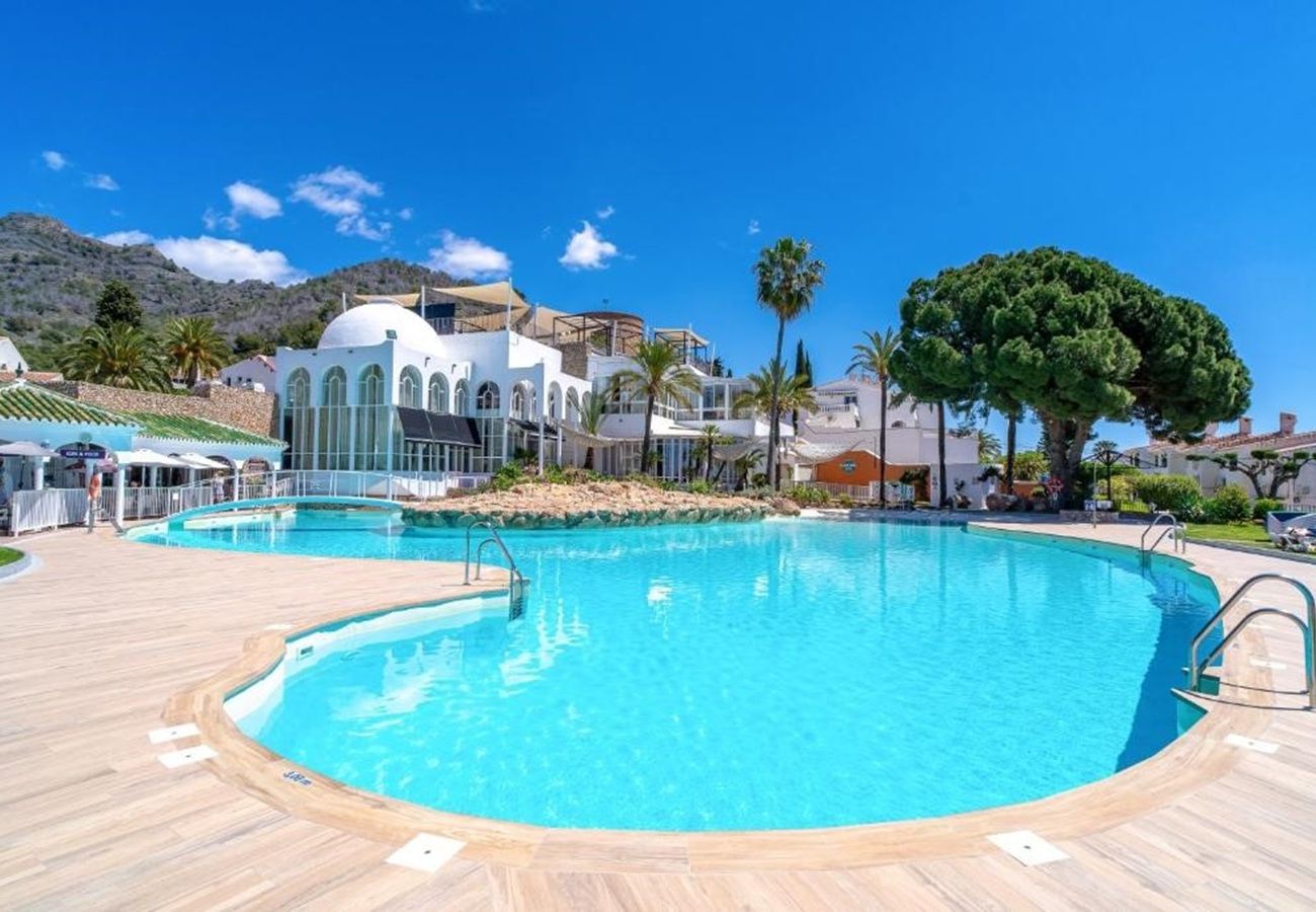 Apartment in Nerja - Hibiscos 50A