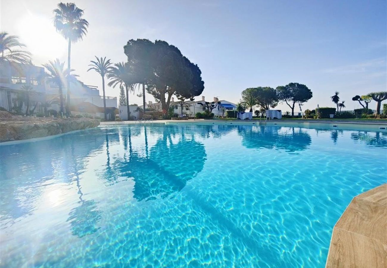 Apartment in Nerja - Hibiscos 50A