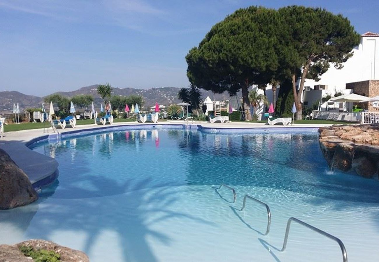 Apartment in Nerja - Hibiscos 50A