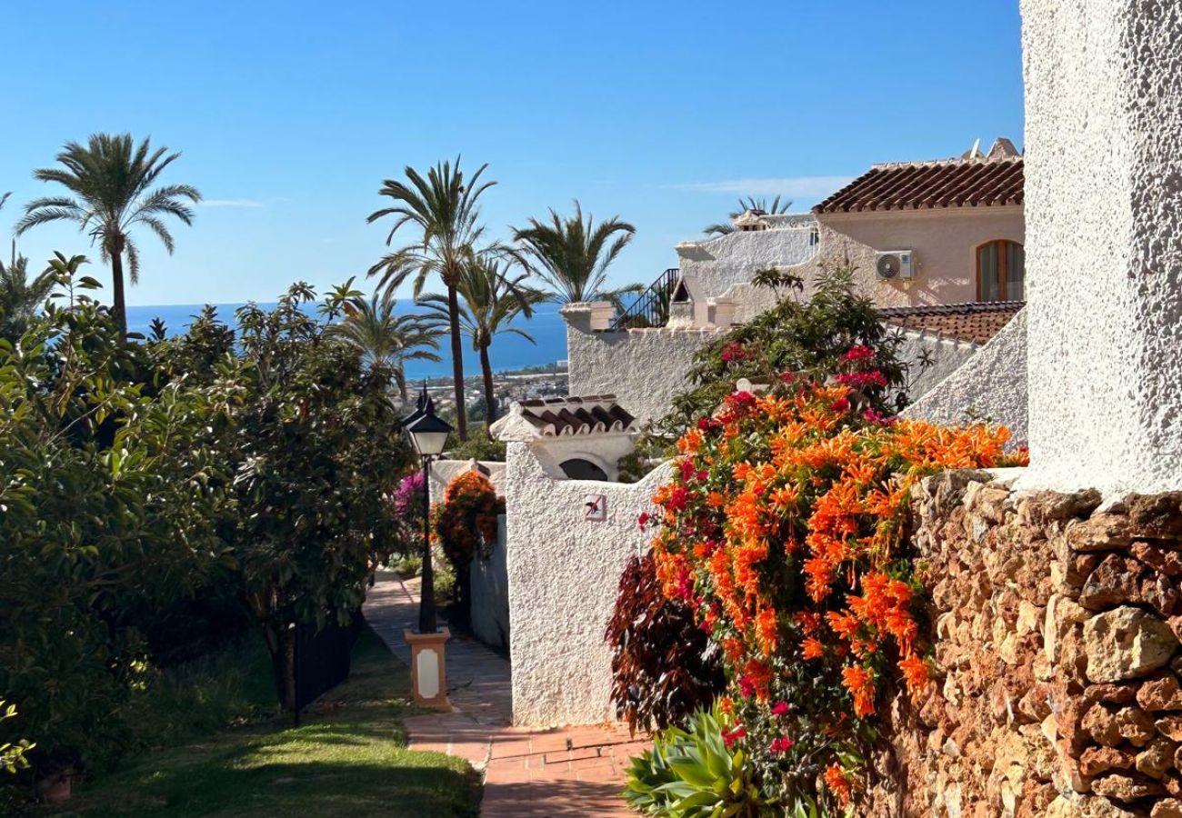 Apartment in Nerja - Hibiscos 50A
