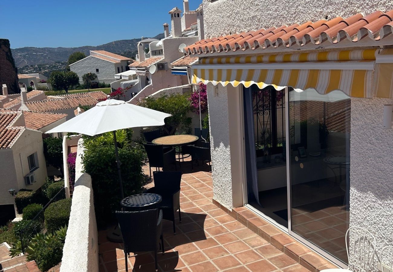 Apartment in Nerja - Hibiscos 50B