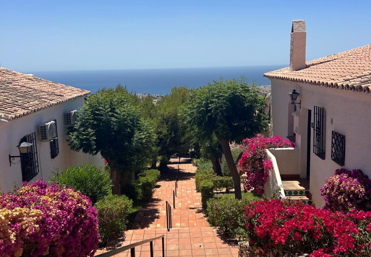 Apartment in Nerja - Hibiscos 50B