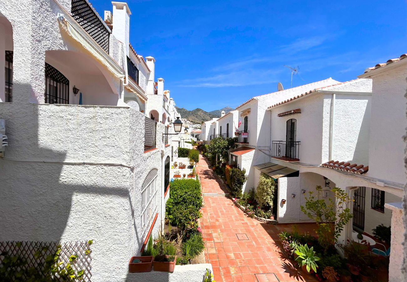 Apartment in Nerja - Verano Azul 72