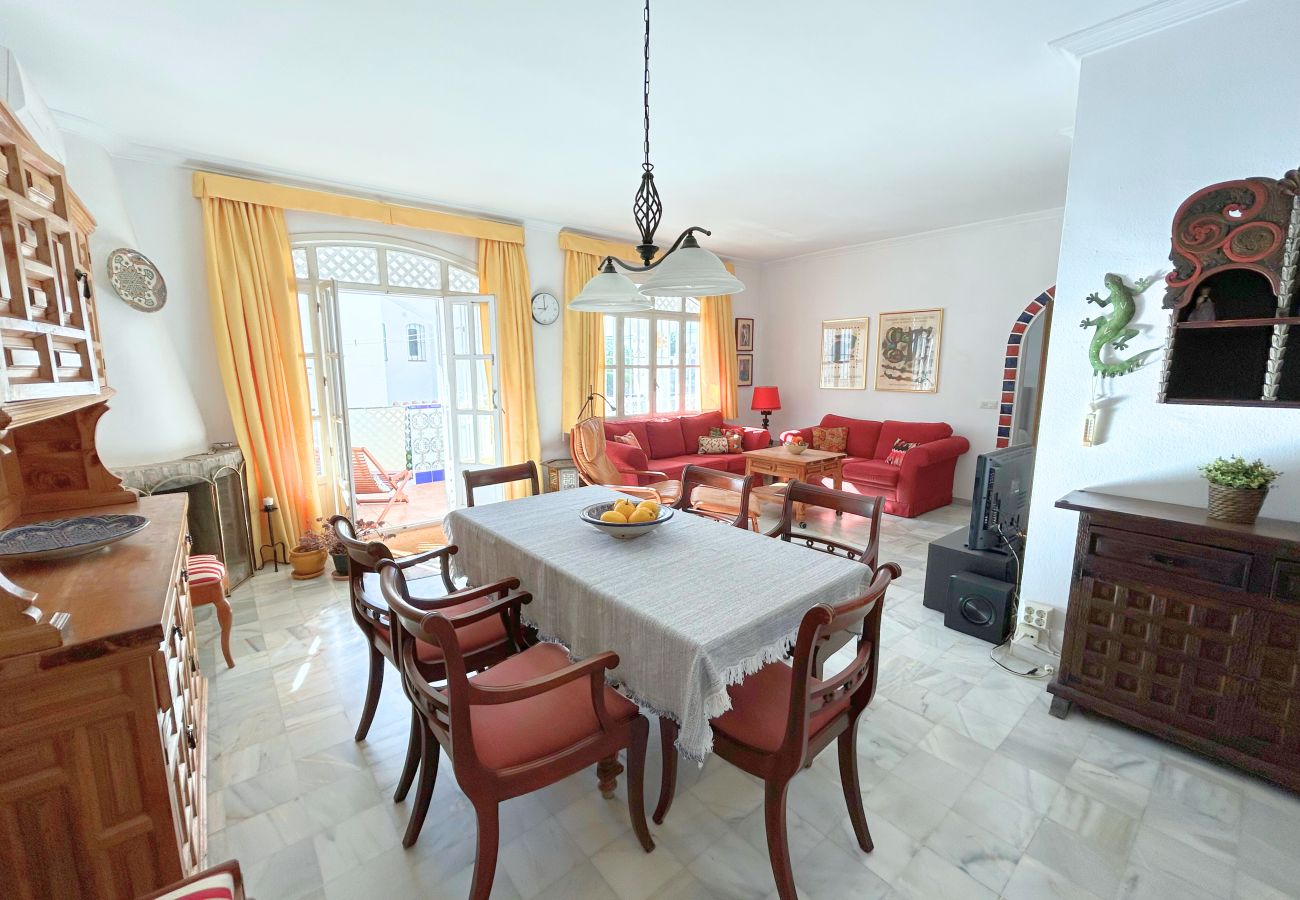 Apartment in Nerja - Verano Azul 72
