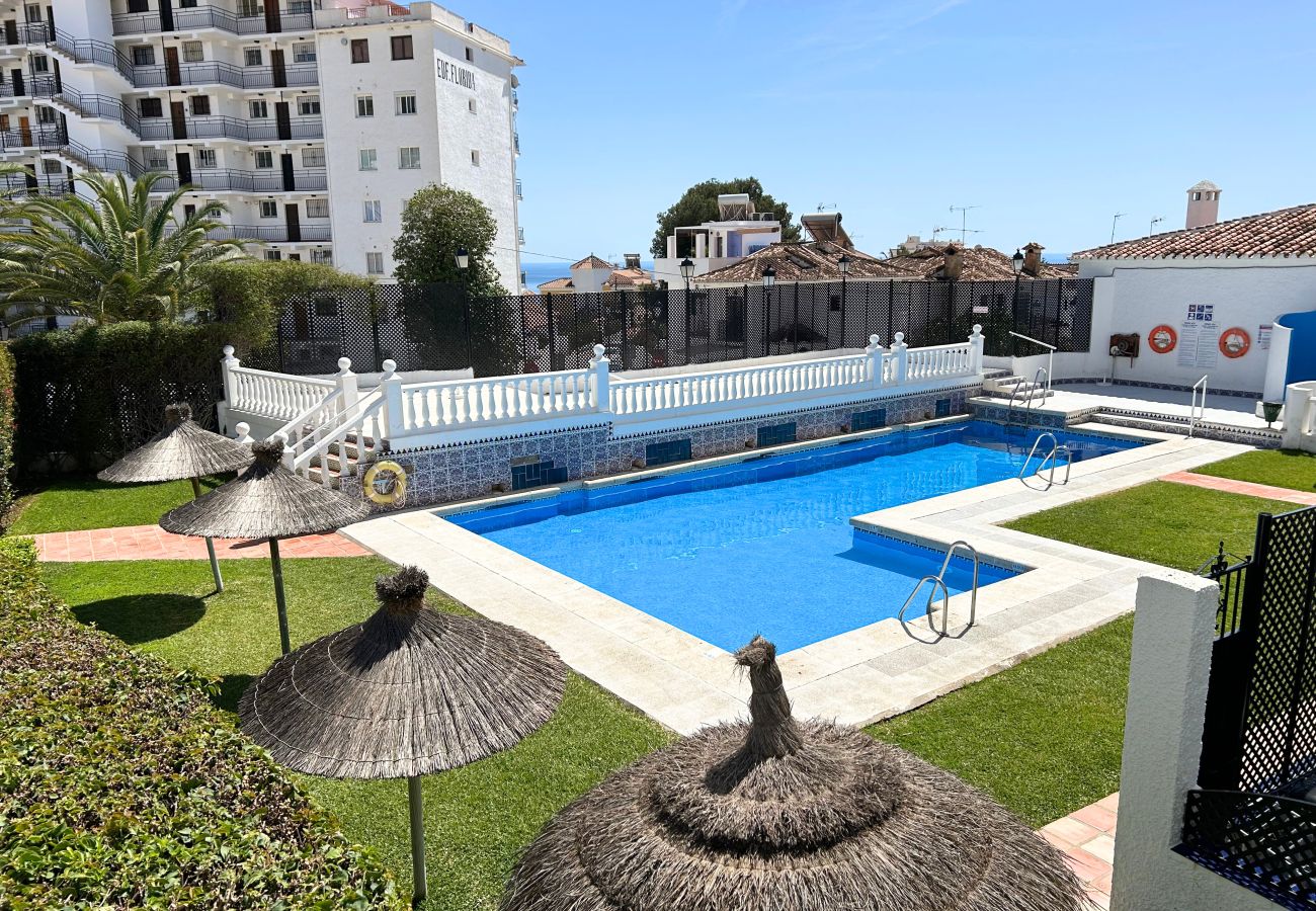 Apartment in Nerja - Verano Azul 72