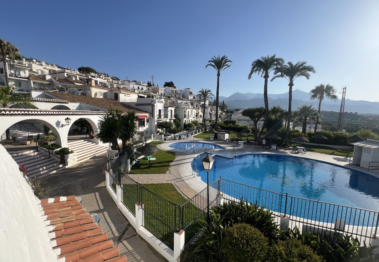 Terraced House in Nerja - Casa Kanovo