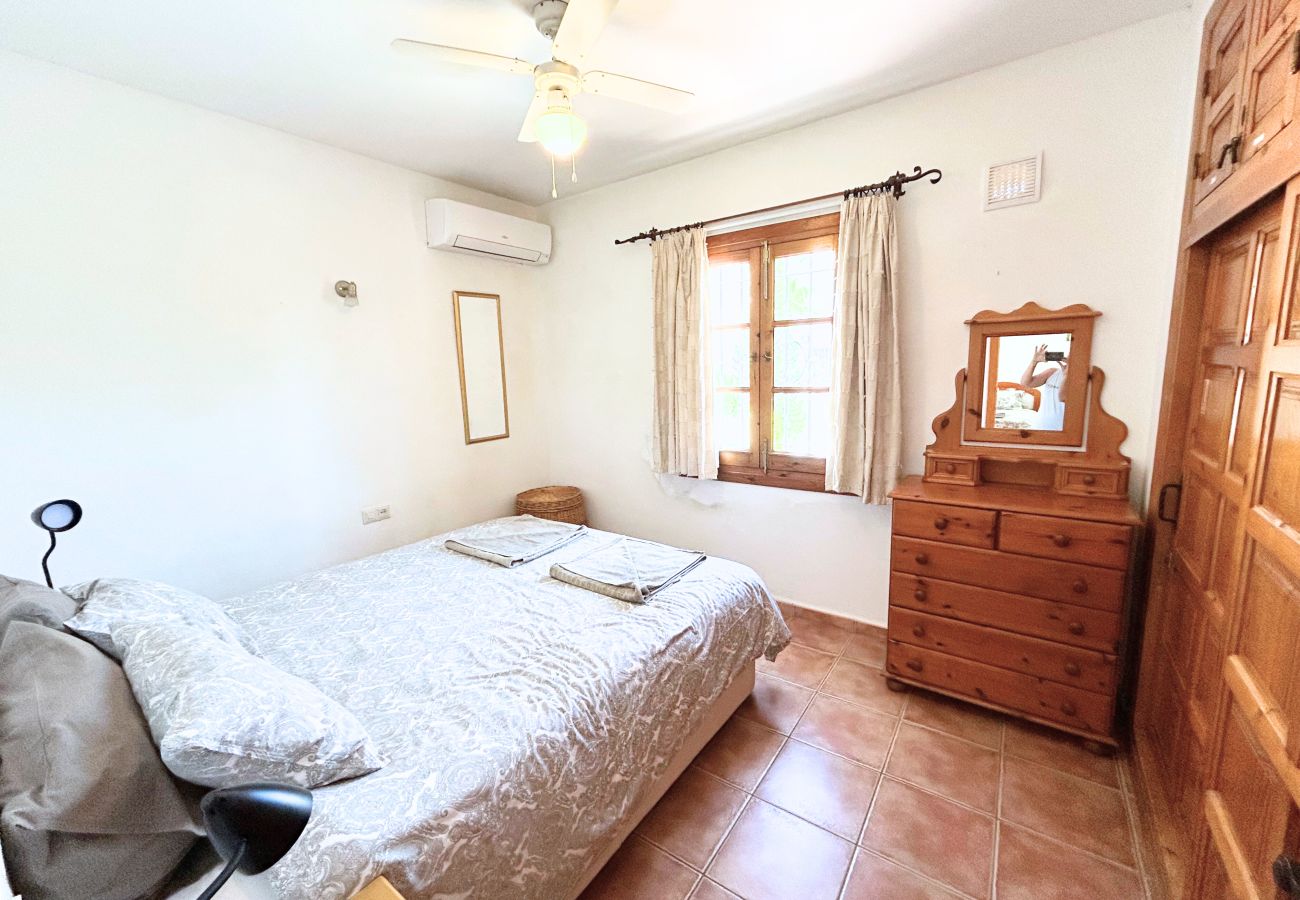 Terraced House in Nerja - Casa Kanovo